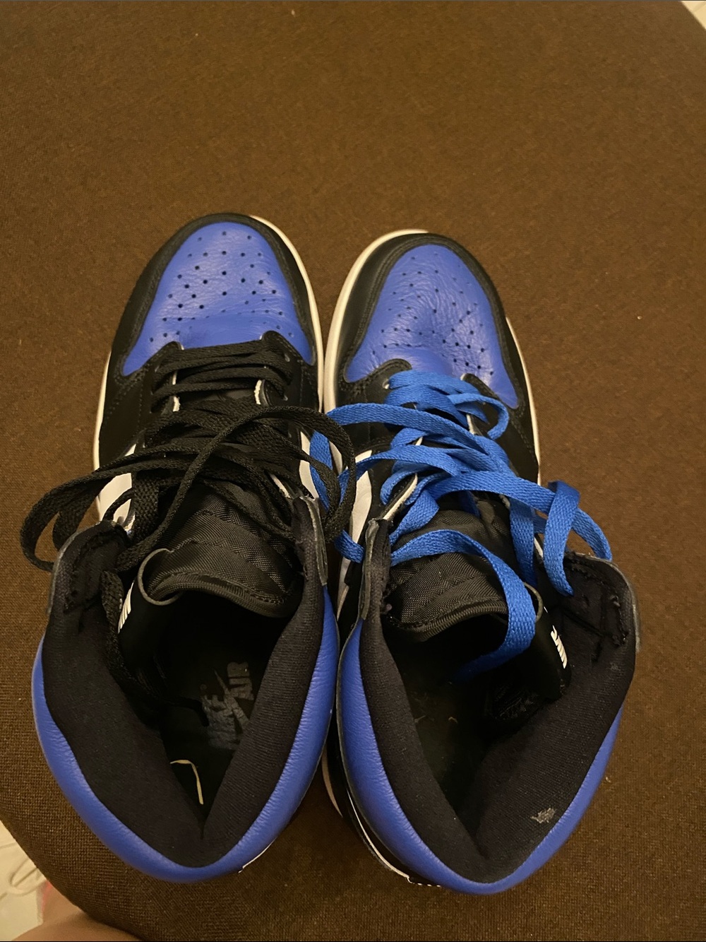 Air Jordan 1 Retro High Royal Toe